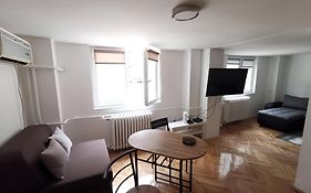 Nov Apartman U Mirnoj Ulici U Centru Beograda